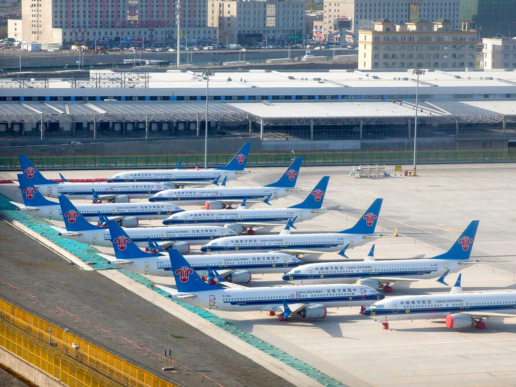 Pesawat Boeing Kembali